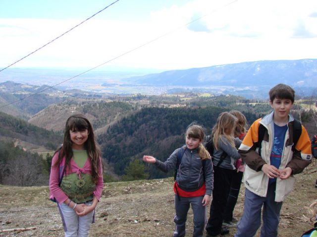 Srečanje otrok Žavcarjev vrh (apr.2013) - foto