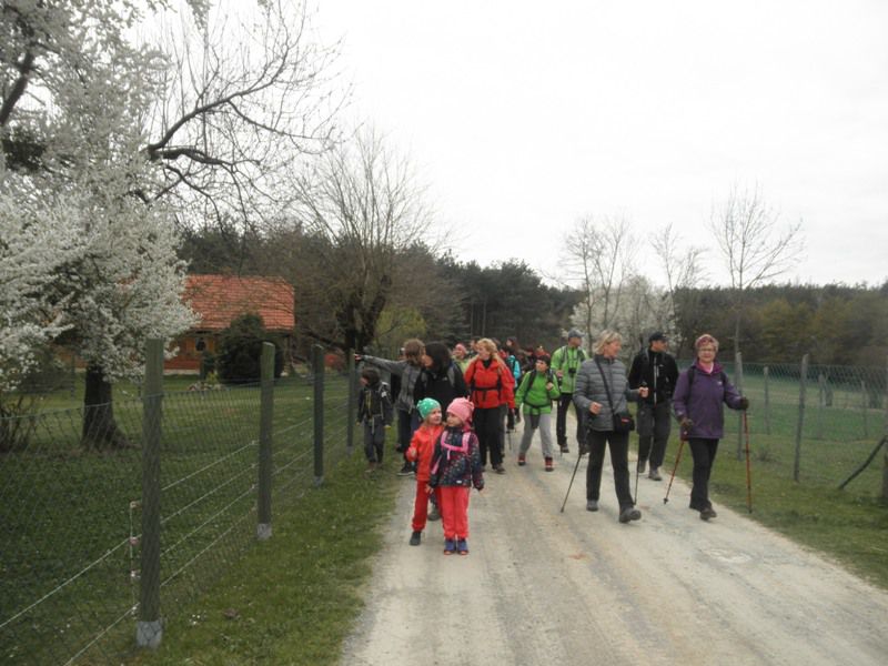 Prekmurje 3 gener. (apr.2016+ogled.t) - foto povečava