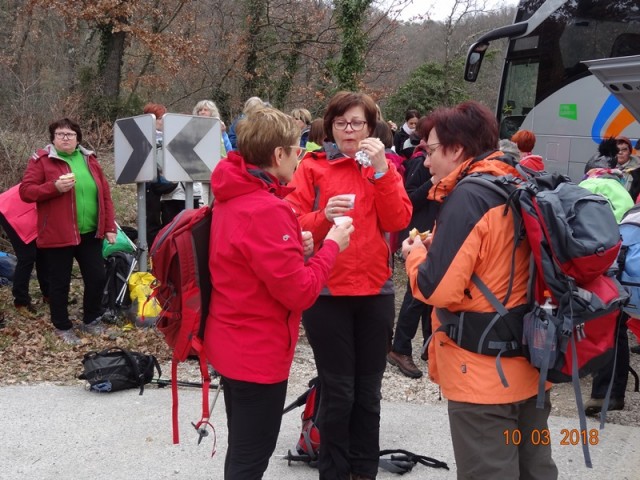 10. trad. poh. ob dnevu zena (10.-11.3.2018) - foto
