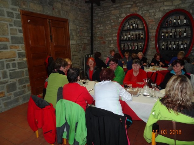10. trad. poh. ob dnevu zena (10.-11.3.2018) - foto