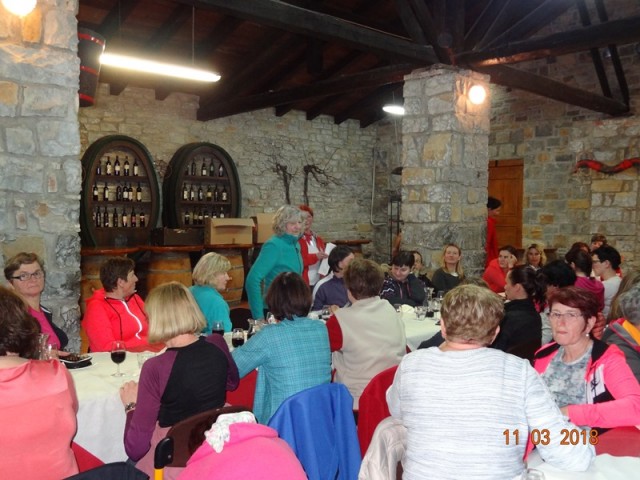 10. trad. poh. ob dnevu zena (10.-11.3.2018) - foto