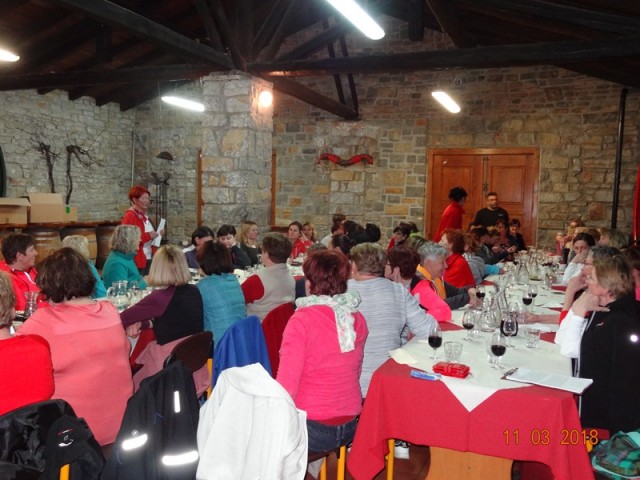 10. trad. poh. ob dnevu zena (10.-11.3.2018) - foto