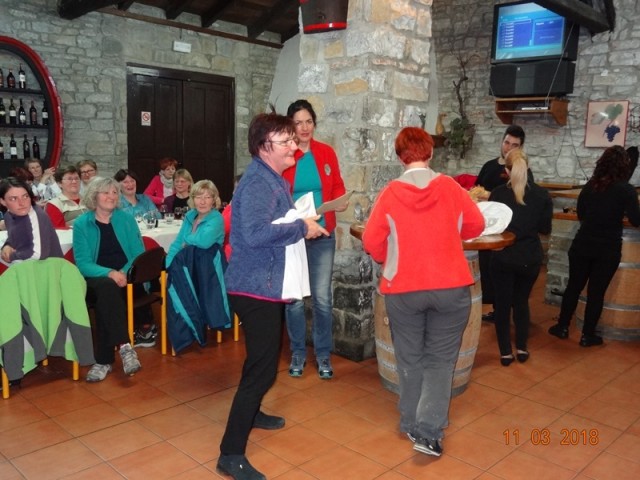 10. trad. poh. ob dnevu zena (10.-11.3.2018) - foto