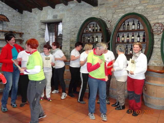 10. trad. poh. ob dnevu zena (10.-11.3.2018) - foto