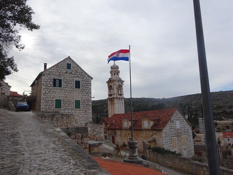 Brač (ogl.tura) - foto povečava